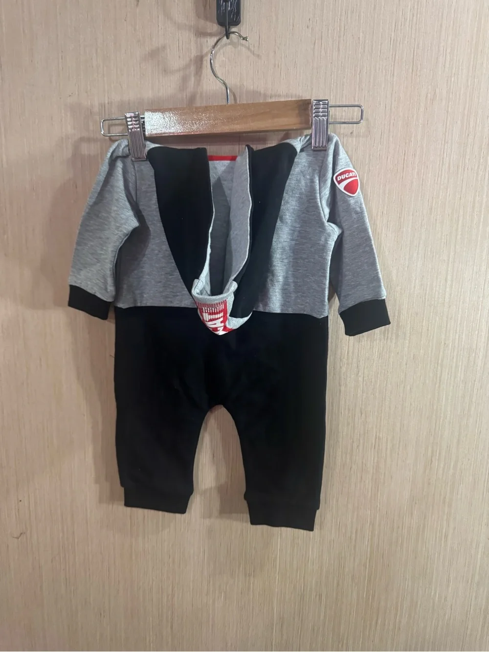 Ducati Baby Motorcycle Hoodie Jumpsuit in Gray & Black Size 3 Months NWT